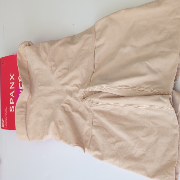 Spanx Nude Seamless Lightweight Power Short Size Large - Picture 3 of 8